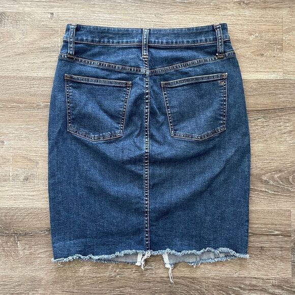 Madewell Stretch Denim Pegged Skirt in Bellhaven Wash: Cutout Edition - Size: 29 - Picture 4 of 8